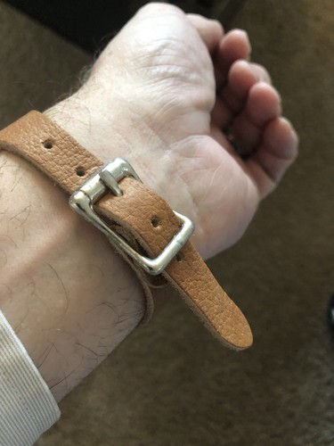 Flute or Piccolo Wrist Band Lyre - Leather  NOS