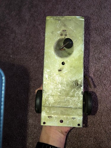 VINTAGE NY-LINT MECHANICAL LIFT TRUCK WIND UP TOY - Collector Gift and Project!