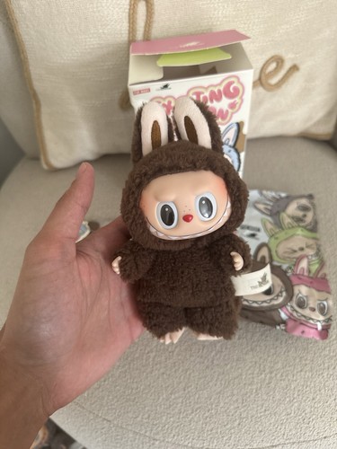 ぬいぐるみ Labubu Exciting Macaron Chestnut Cocoa Authentic) LABUBU - THE MONSTERS - Exciting Macaron