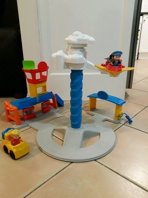 fisher price spinnin sounds airport