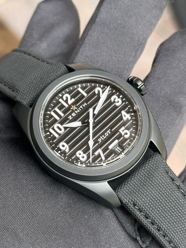 Pre-owned Zenith Pilot Automatic Black Dial Watch 40 49.4000.3620/21.i001