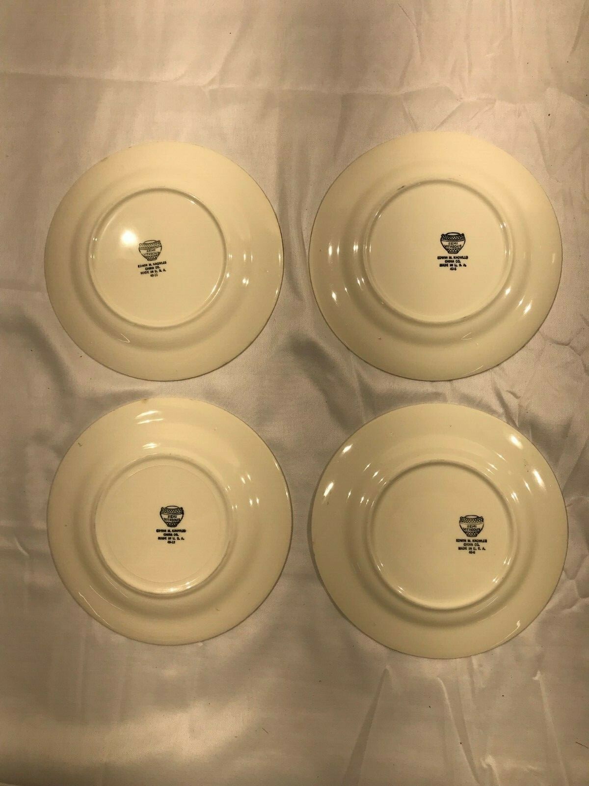 Edwin M Knowles Semi Vitreous Set of 4 Floral Gold Leaf Plates