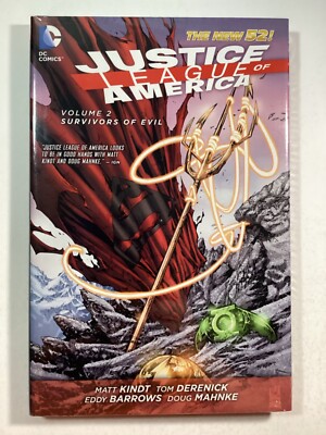 JUSTICE LEAGUE OF AMERICA VOL 2 SURVIVORS OF EVIL THE NEW 52 HC #1-1st NM/MT 9.8