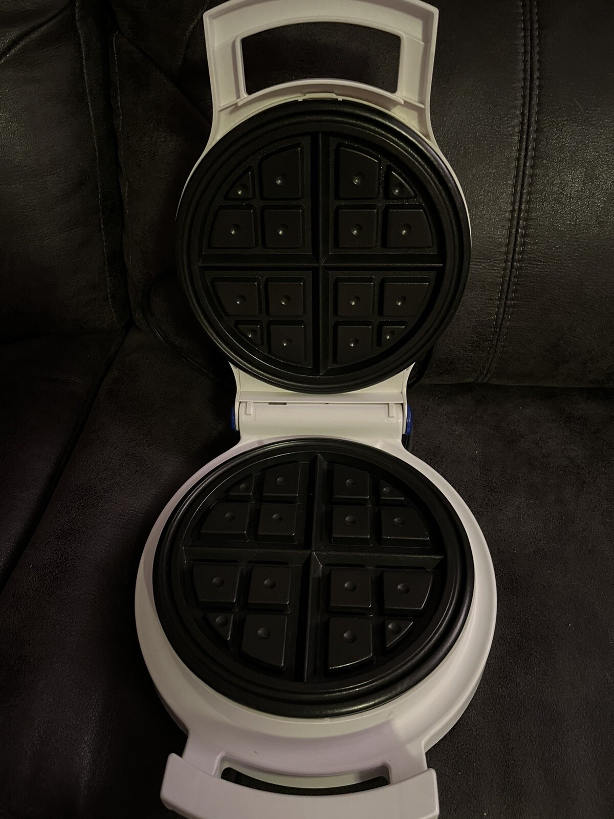 oster 8 inch belgian waffle maker