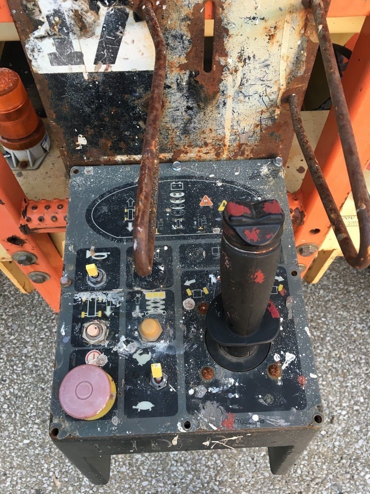 JLG 4069LE ELECTRIC SCISSOR LIFT