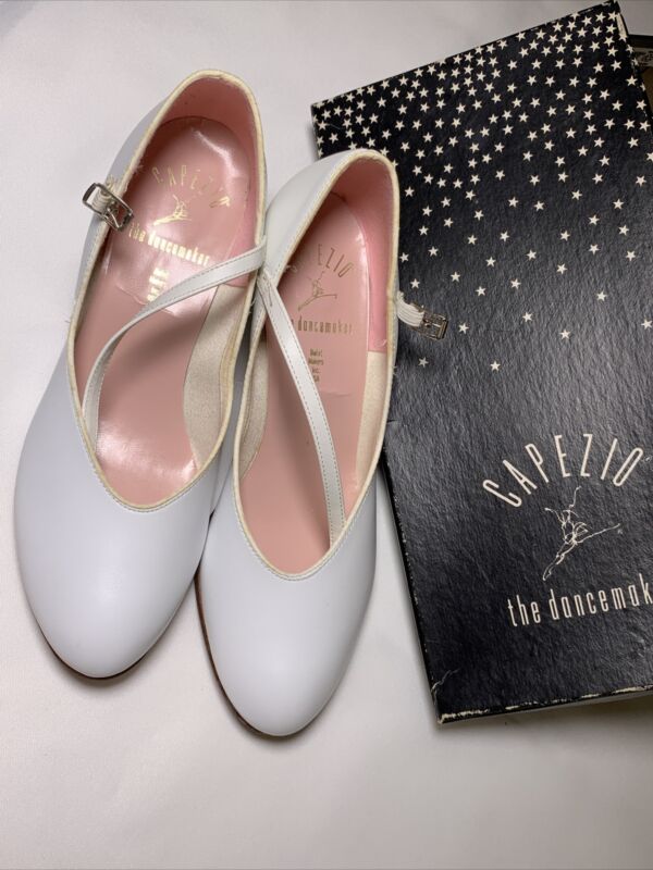 Capezio Dance Shoes The Dancemaker JR Footlight 550 White Size 9.5 M NOS