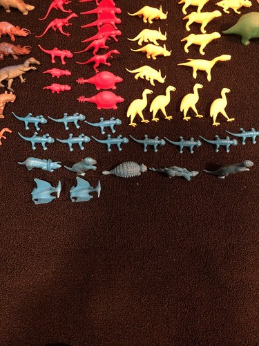 69 Vintage 1960-70s Marx MPC dinosaurs prehistoric animals Play Set toy Figures