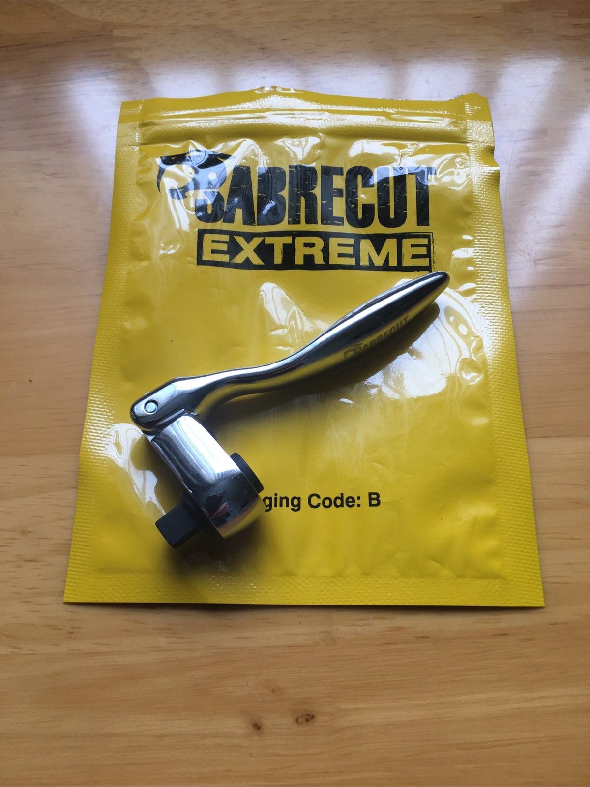 SabreCut Mini-Mikroratsche – Dual Drive Flex Für 12mm & 13mm, Mit 1/4" Adaptern, 72 Zähne, Edelstahl