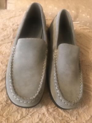 Predictions Leather Collection Women Blue Suede Slippers Loafers Shoes Sz 8 NEW