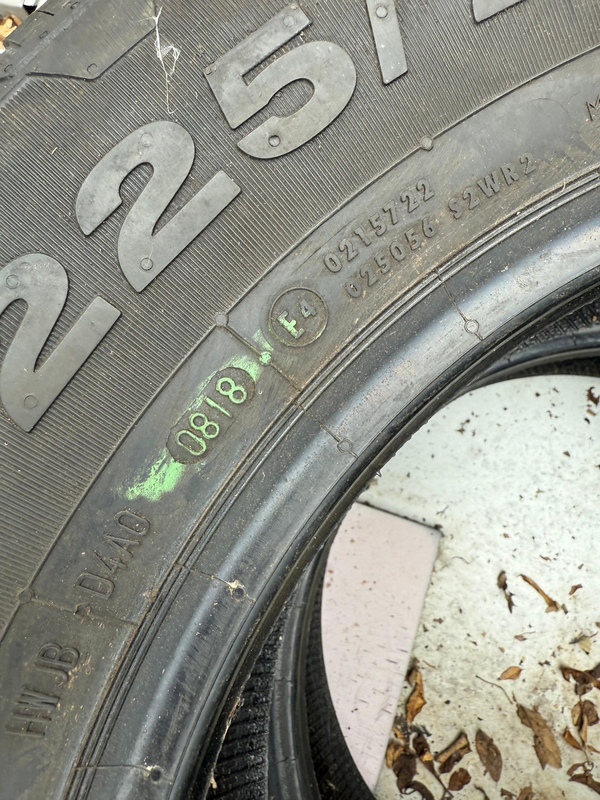 New 225 70 16 Continental, 4x4 Contact, M+S, 102H, x1 Tyre (F1_tyres) YD177