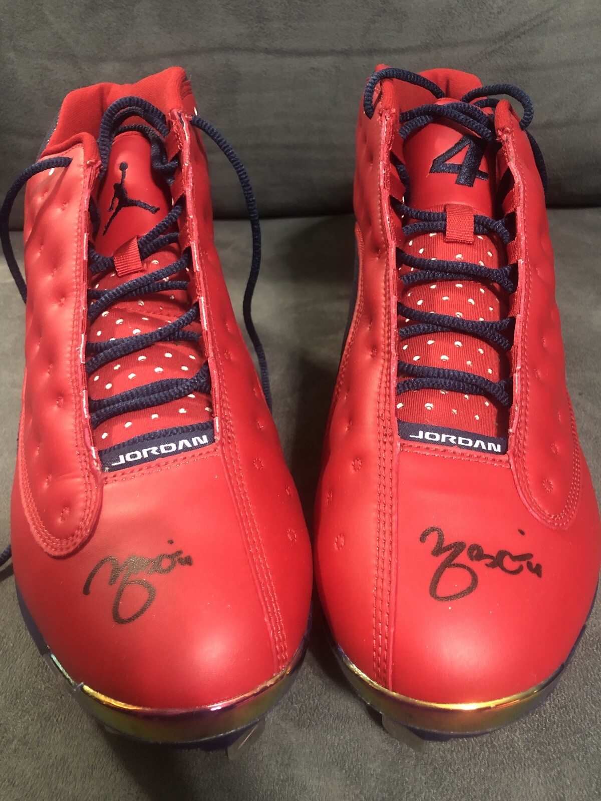 yadier molina jordan cleats