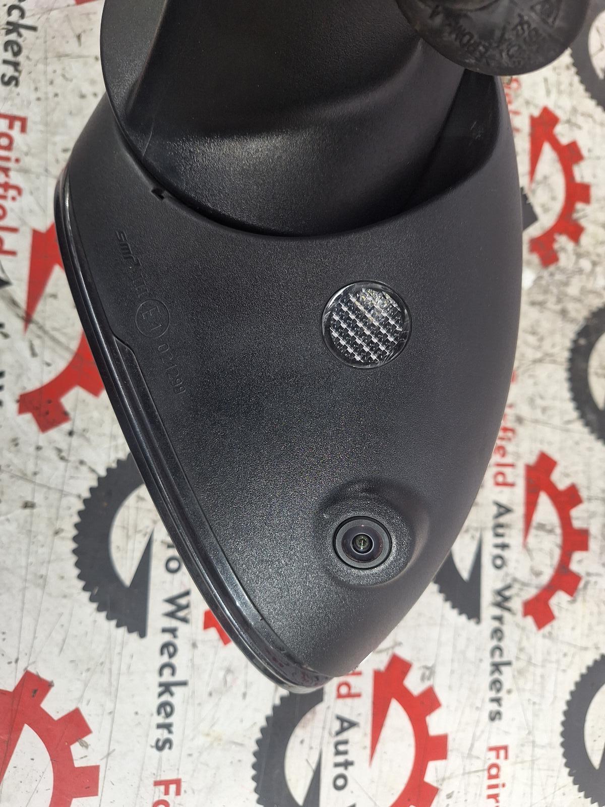 PORSCHE MACAN 95B 06/2014-04/2021 LEFT DOOR MIRROR GREY ELECTRIC FOLD TYPE - thumbnail 10