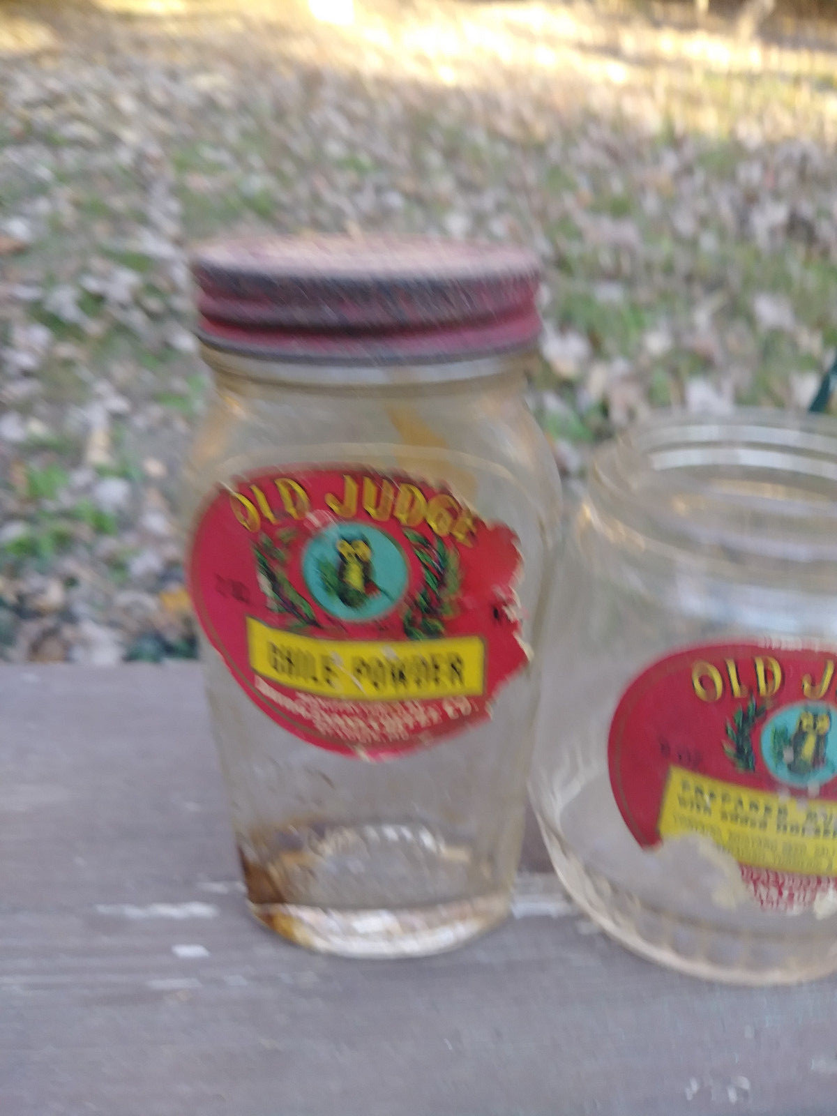 2 VINTAGE DAVID G EVANS PAPER LABEL OLD JUDGE BOTTLES