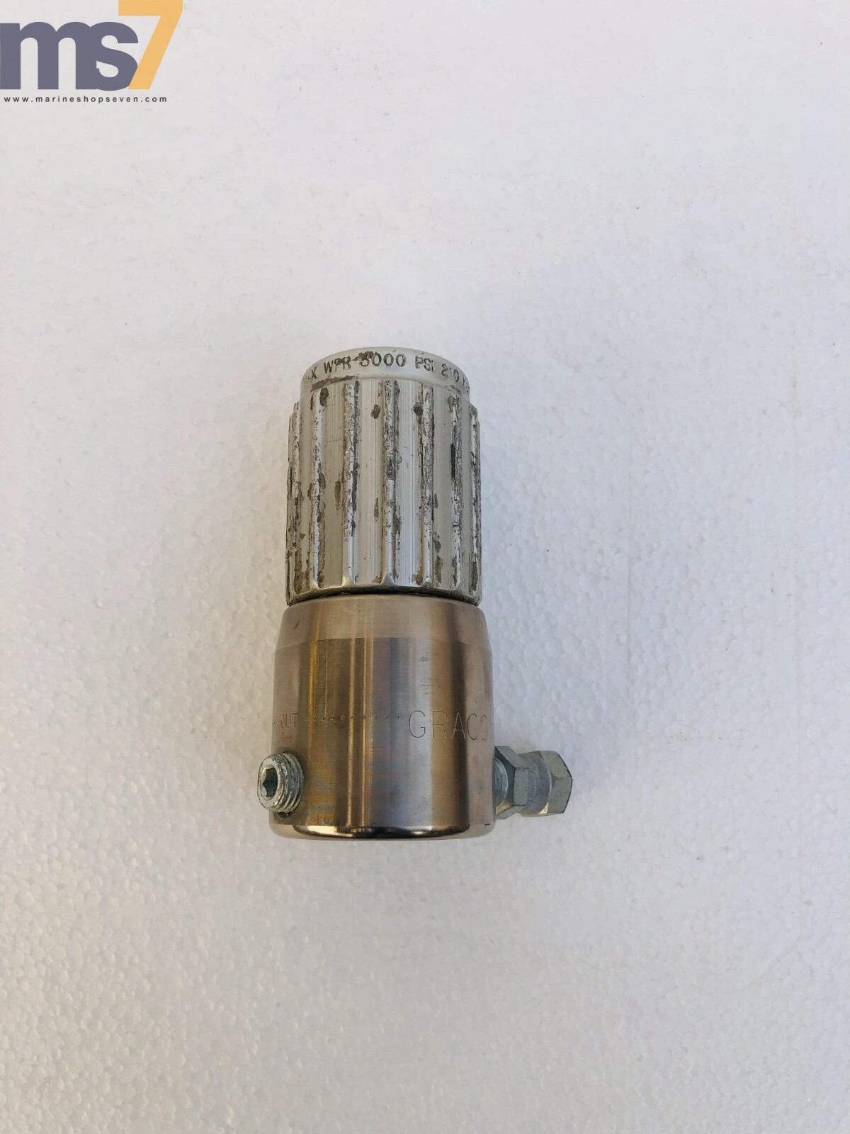 ●CODE 6 GRACO 239447 FLUID OUTLET FILTER 3000 PSI FOR AIRPLESS PAINT