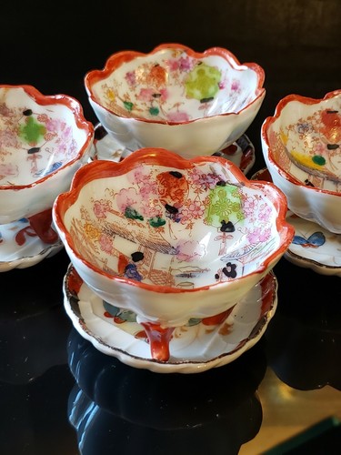 OLD TRADITIONAL HAND PAINTED JAPANESE TEA CUPS: SET OF 4