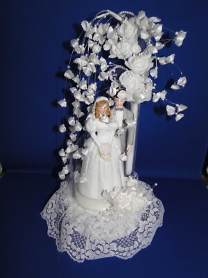 New Wilton Designer Series Glorious Wedding Cake Top Grey Coat # 118-425