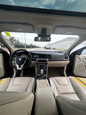 image 6 of interior