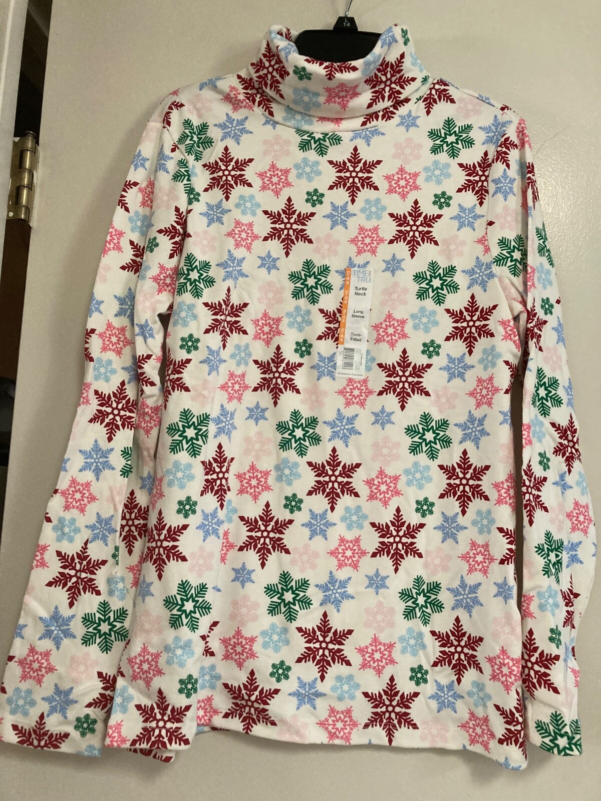 Women's Time and Tru Snowflakes Turtleneck Top Multi Flakes Size S M L NWT