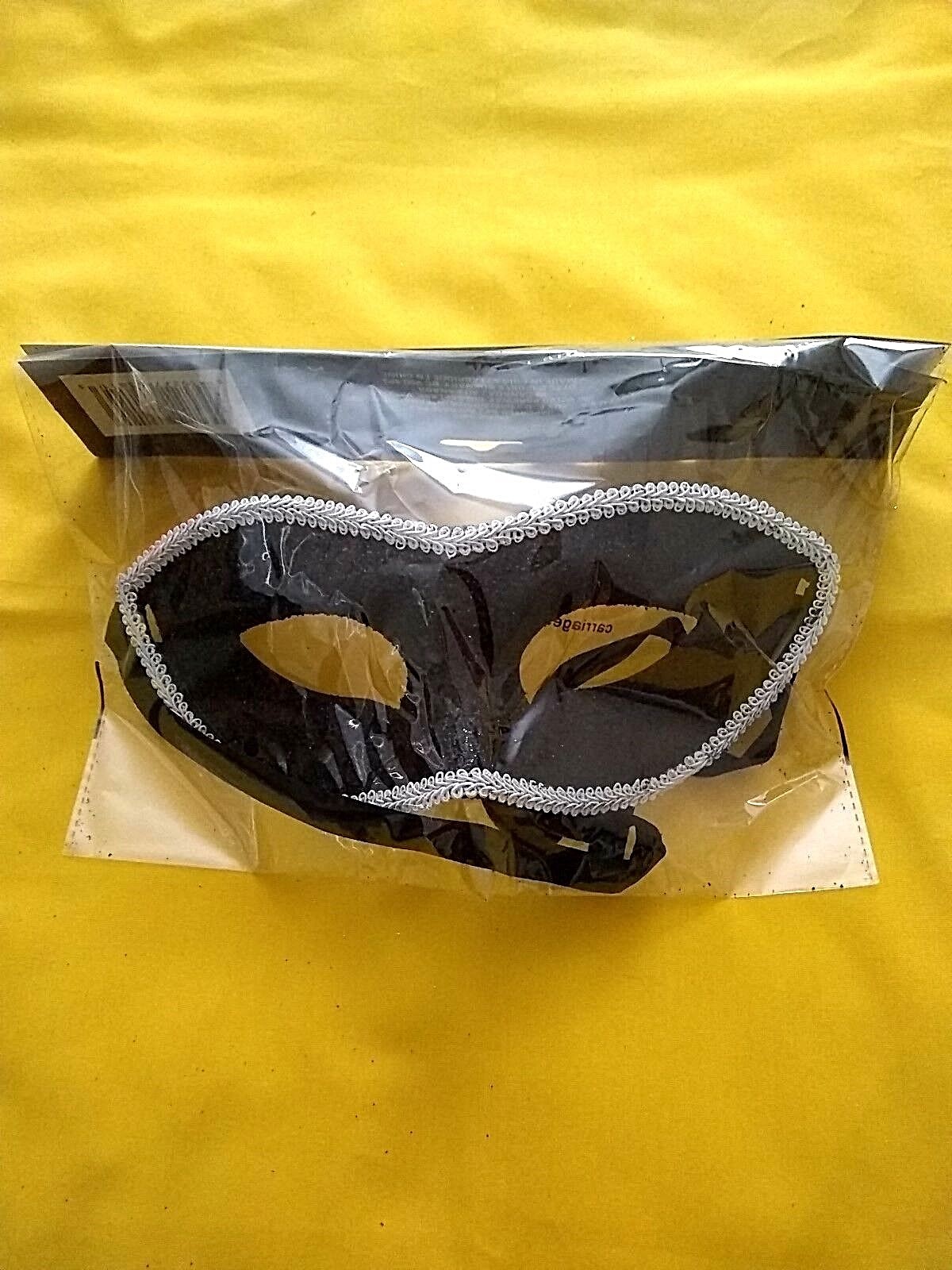 NWT Venetian UNISEX BLACK GLITTER Mask for Mardi Gras Masquerades Party