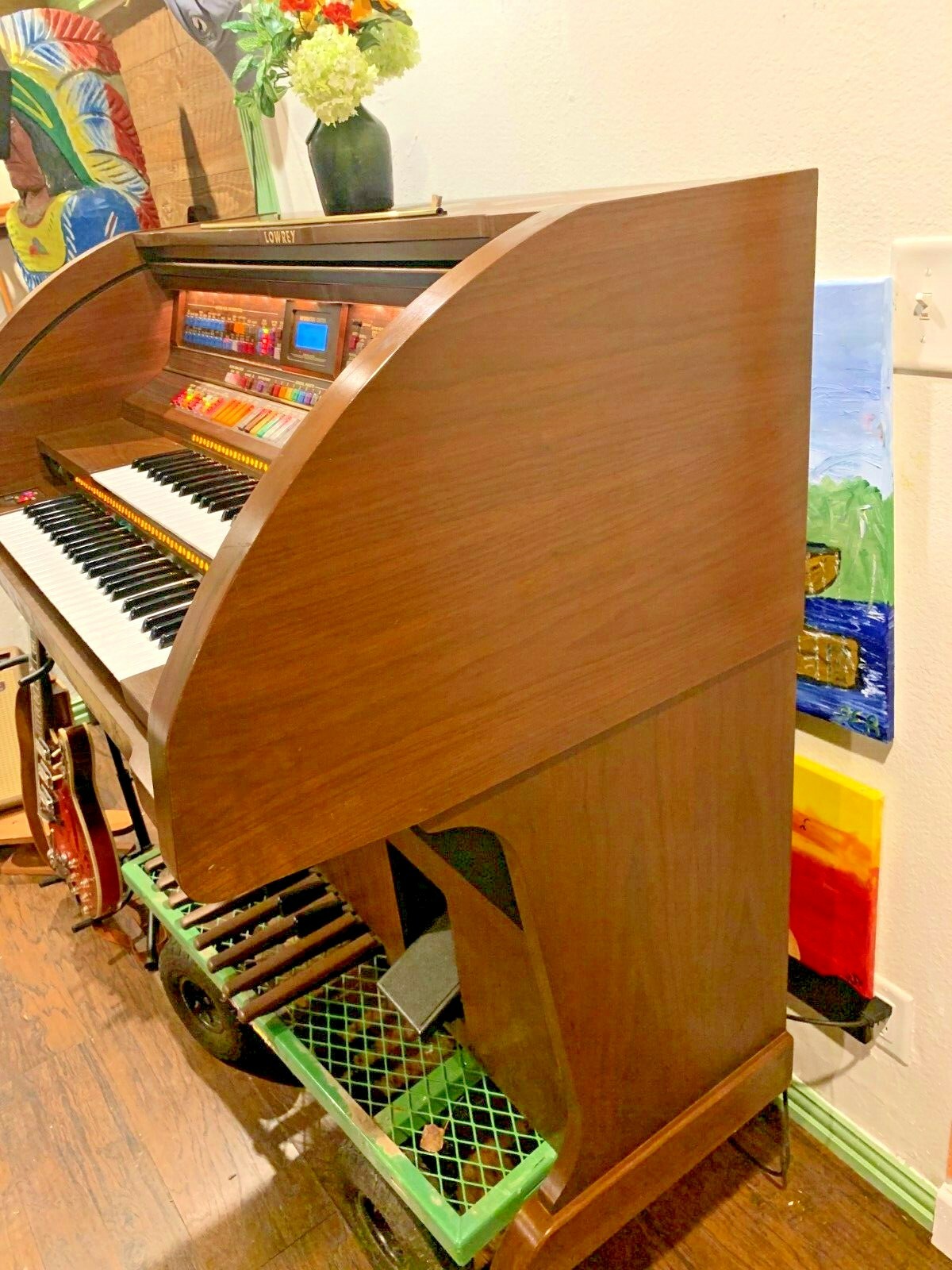 LOWREY Premier SE30 ORGAN Amazing Instrument Big Sound Roll Top