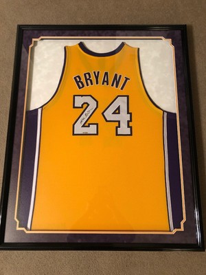 kobe bryant signed jersey