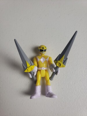 Imaginext Power Rangers Yellow Action Figure with Swords