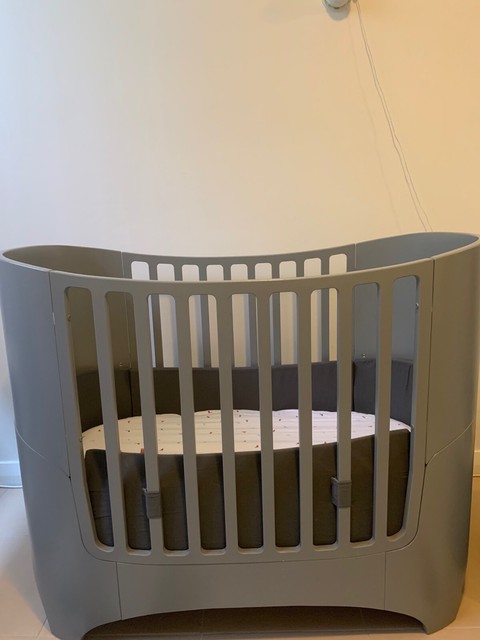 leander cot sale