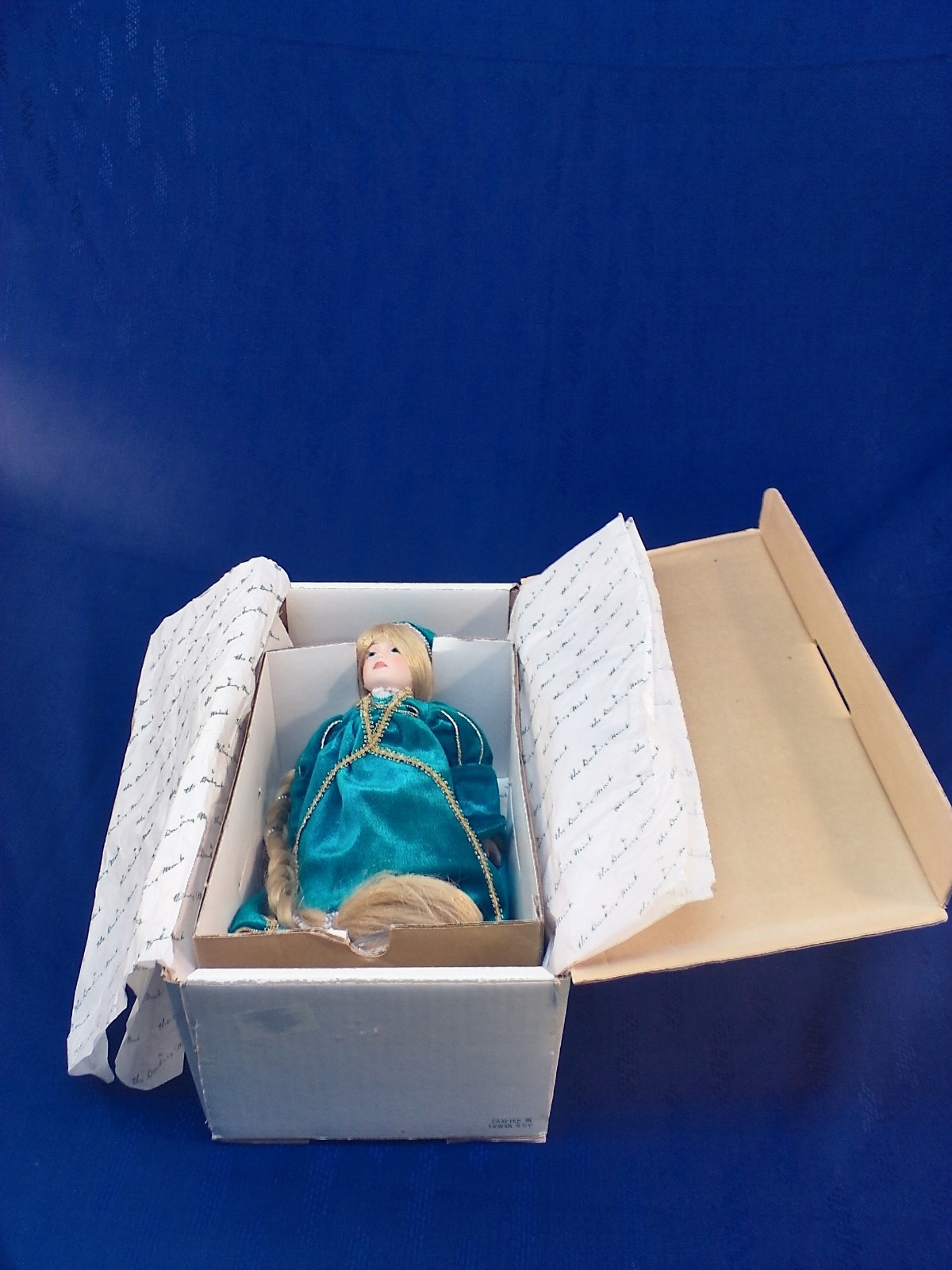 Vintage 1987 Rapunzel Doll from the Danbury Mint in box Collectible Blond Hair