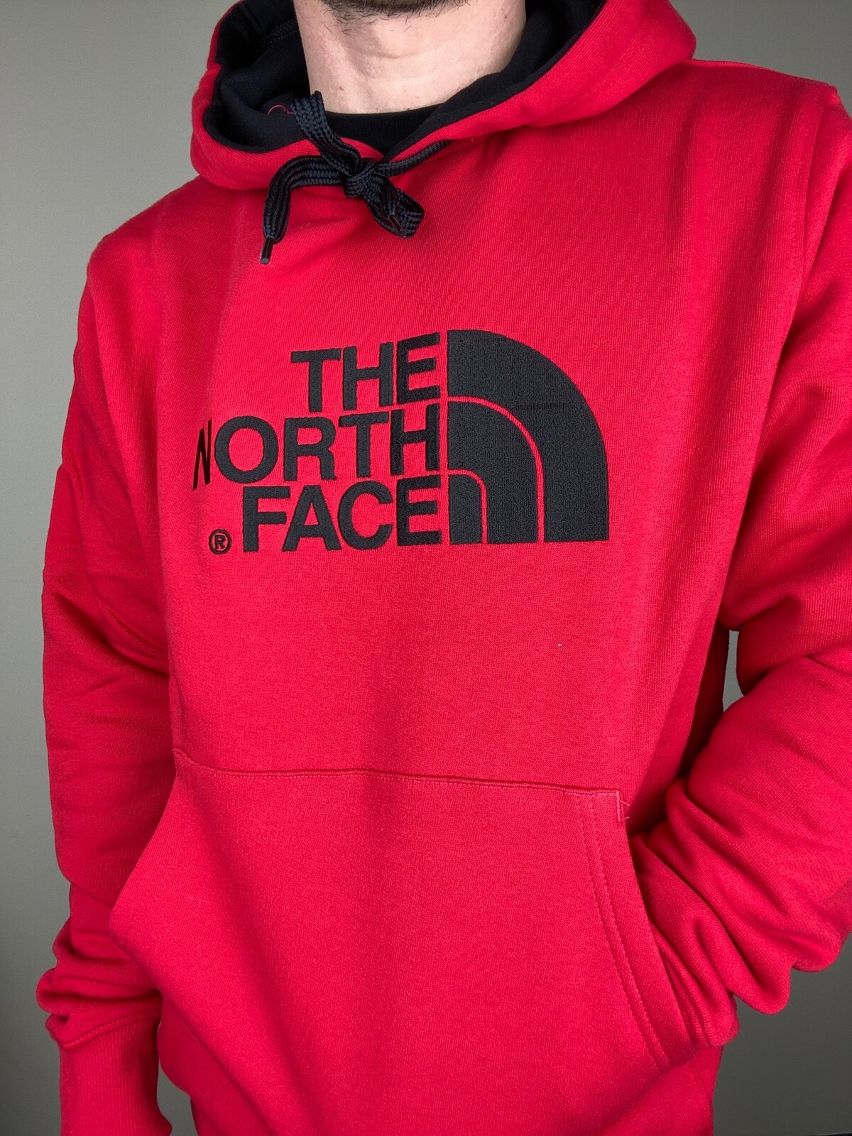 the north face drew peak hoodie red