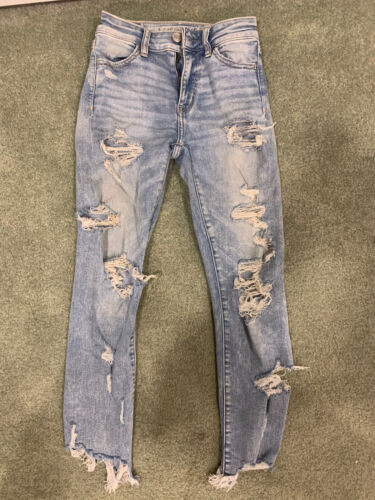 Distressed jeans hotsell american eagle