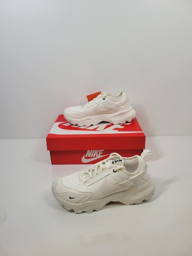 ★NIKE_WMNS TC 7900★SUMMIT WHITE★DD9682-100★ New Nike Women's TC 7900 Shoes - Summit White (DD9682-100
