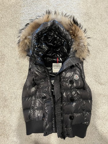 Moncler womens gilet with fur hood sale