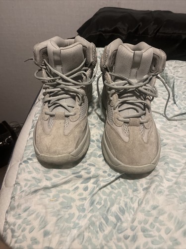 Size 10.5 - adidas Yeezy Desert Boot Salt - FV5677