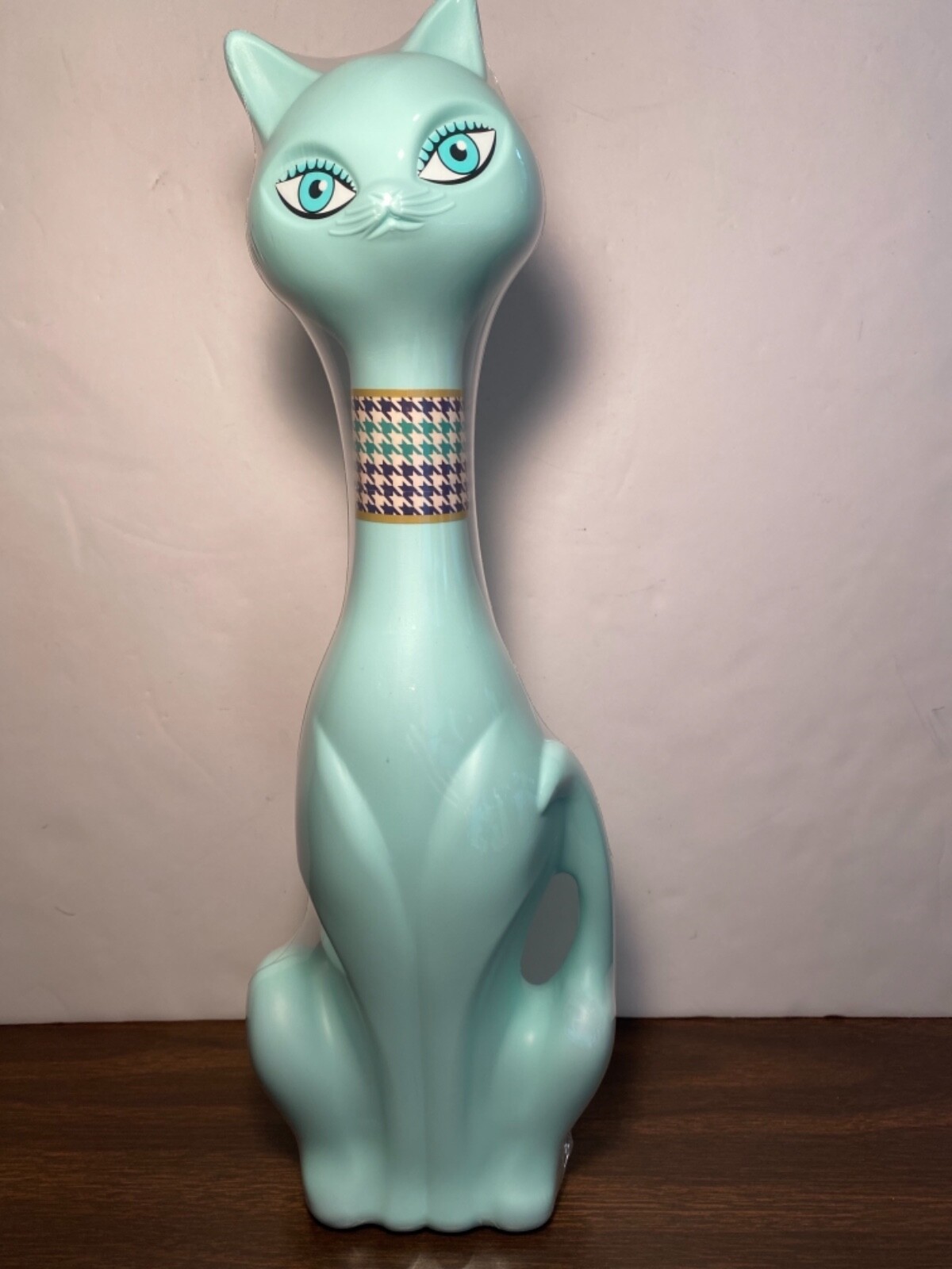 Avon Iconic Green Cat Bubble Bath Yvette Pretty Purrfect 23.6 fl oz 2020 Limited