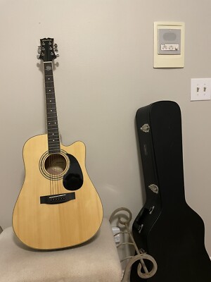 Mitchell MD100SEC Acoustic-Electric Guitar with hard RoadRunner case