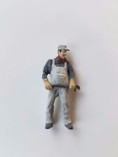 Arttista O Scale Figure #1585 - Engineer with Wrench #1 of 3 - O On3 On30 Scale | eBay