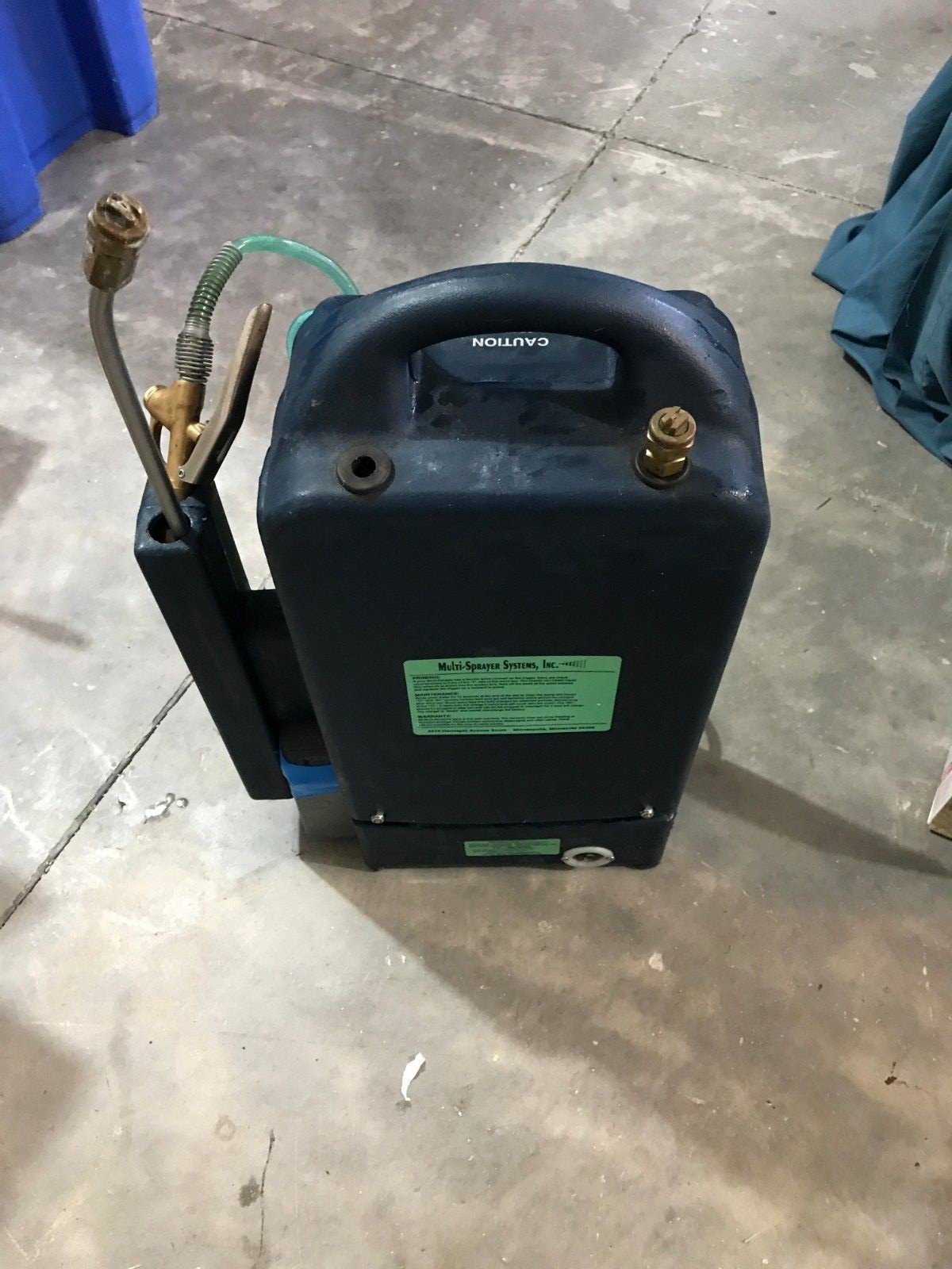 Cordless Battery Multi-Sprayer, 12 volt, 2 Gallon Very Lightly Used