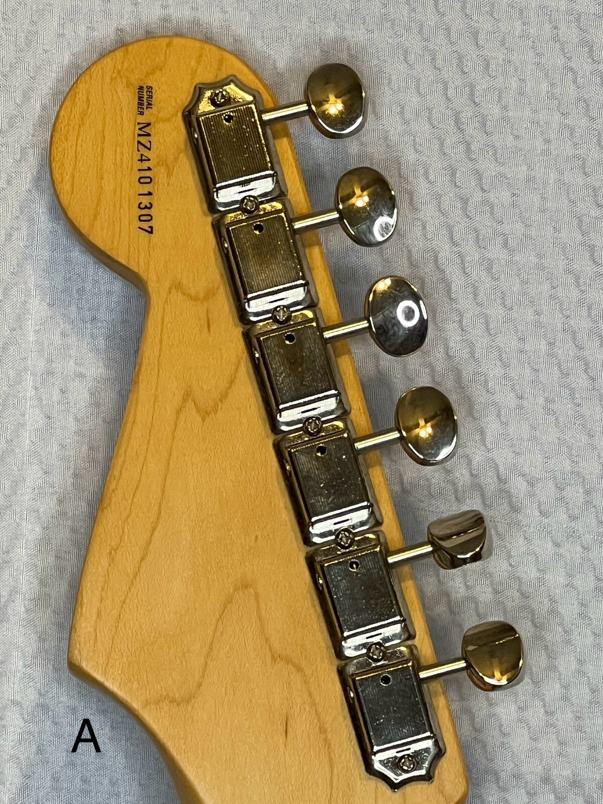 2001 Fender Stratocaster Right Handed Electric Guitar Made