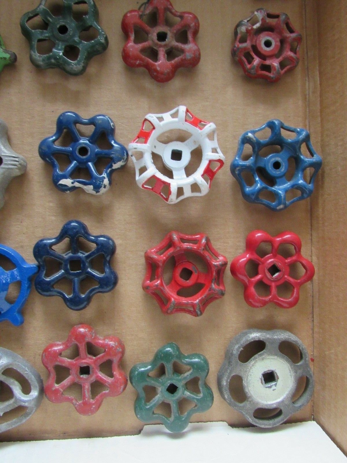 LOT OF 30 WATER VALVE FAUCET HANDLES VINTAGE INDUSTRIAL STEAMPUNK SALVAGE LOT 15