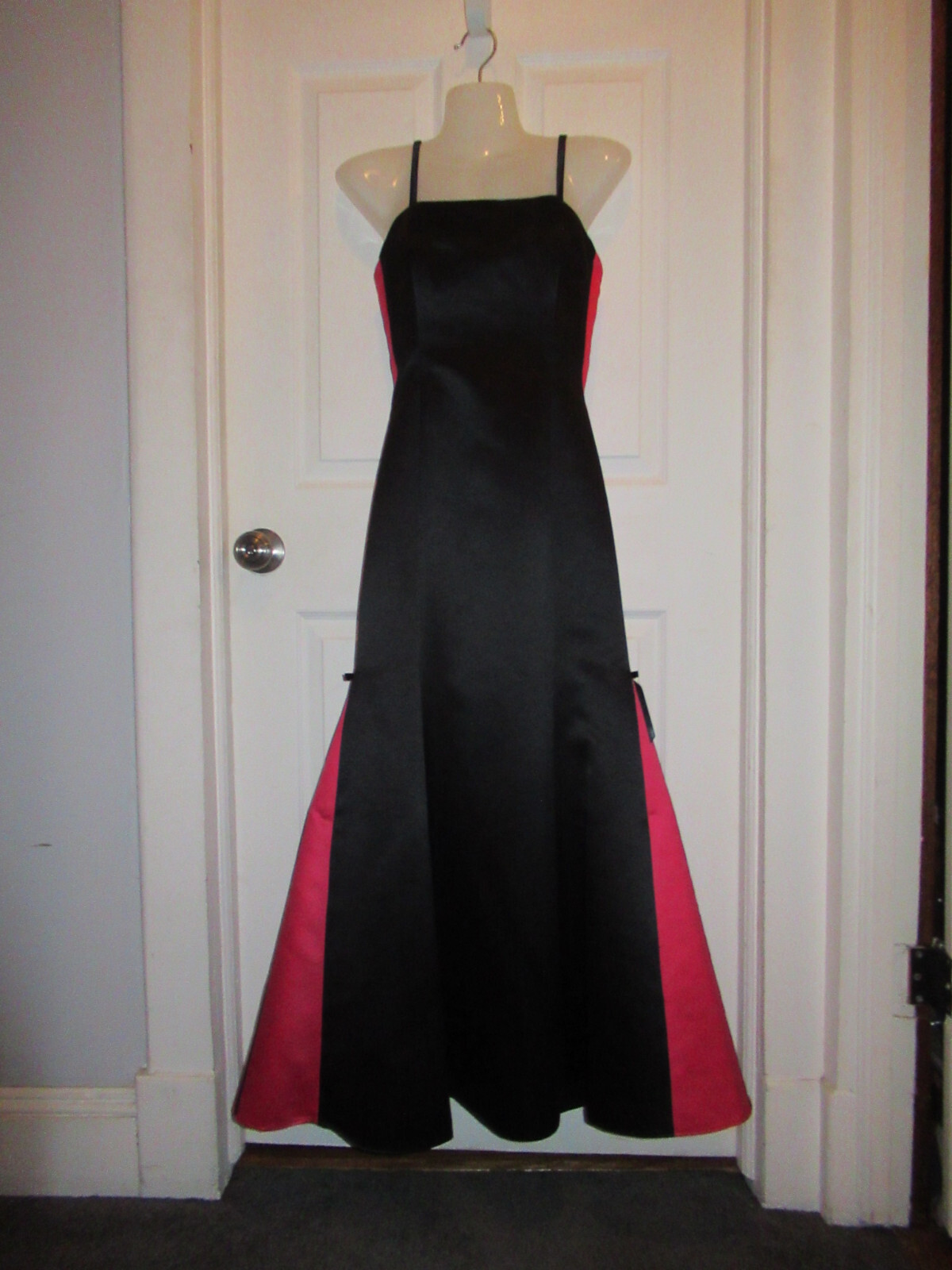 SixTONES - marilyn Gunne Sax 5/6 Black Trumpet Dress Mermaid Gown Rose Red