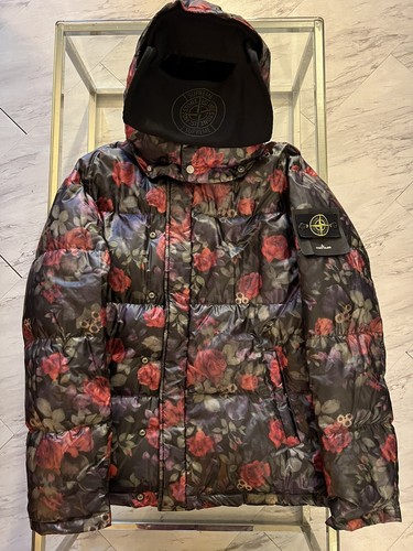 Supreme x Stone Island FW 2017 Lamy Stampato Down Jacket Supreme x Stone Island FW 2017 Lamy Stampato Down Jacket