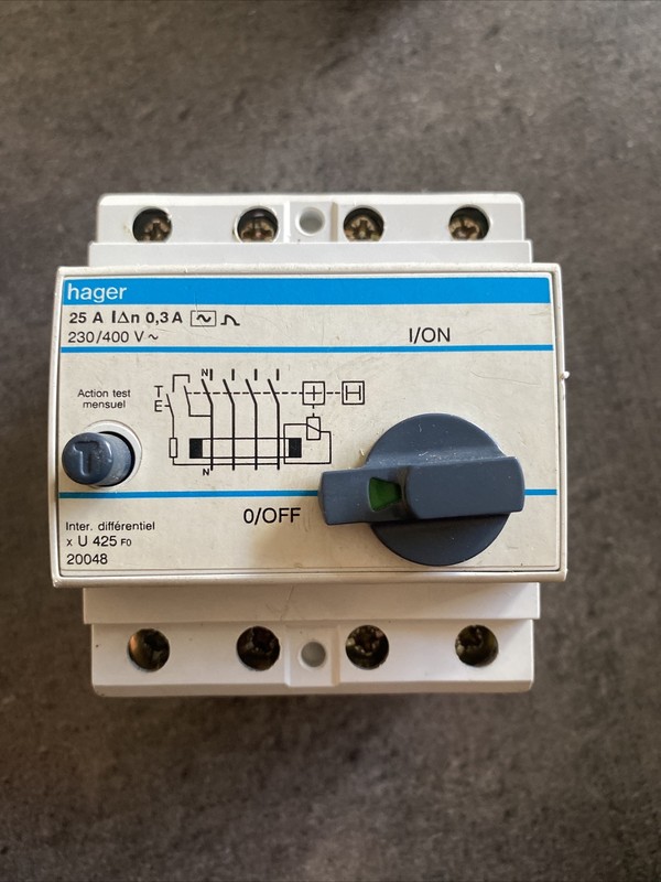 Interrupteur DiffÃ©Rentiel Hager 25a 300ma Type Ac Ref : X U 425 F0