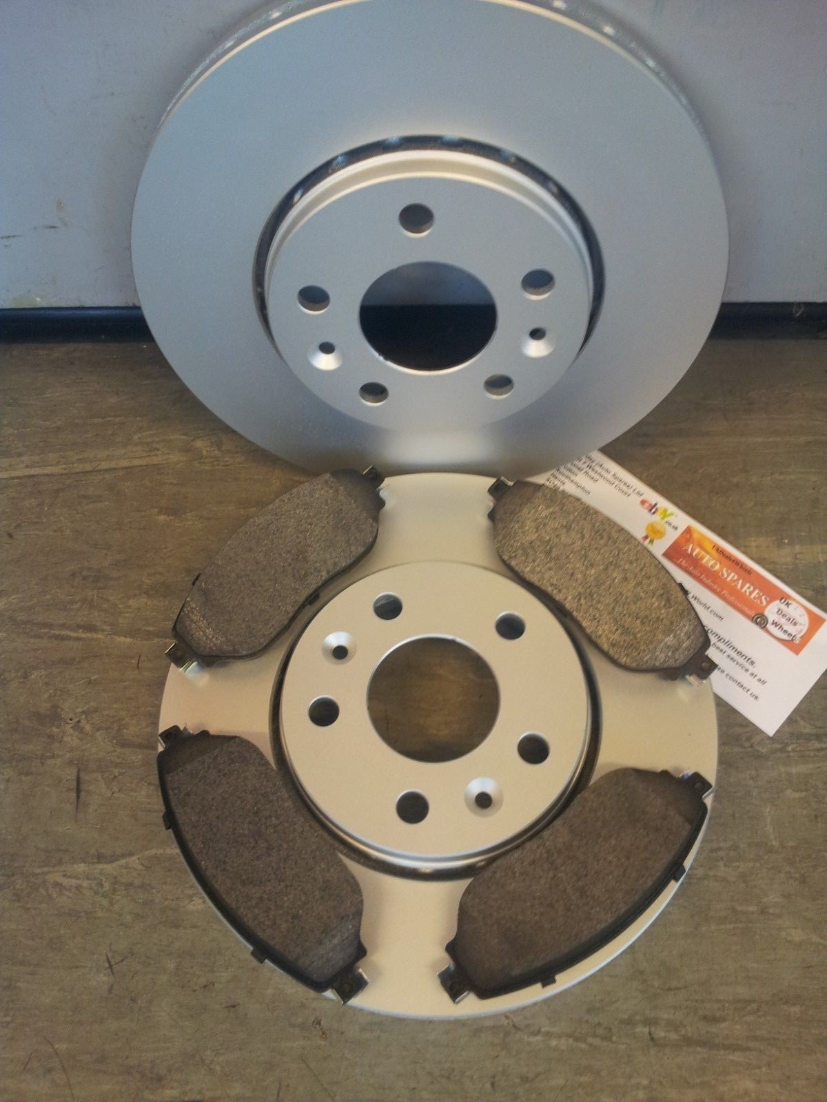 NEW SHAPE VAUXHALL VIVARO FRONT BRAKE DISCS AND PADS 2014 onwards>> eBay