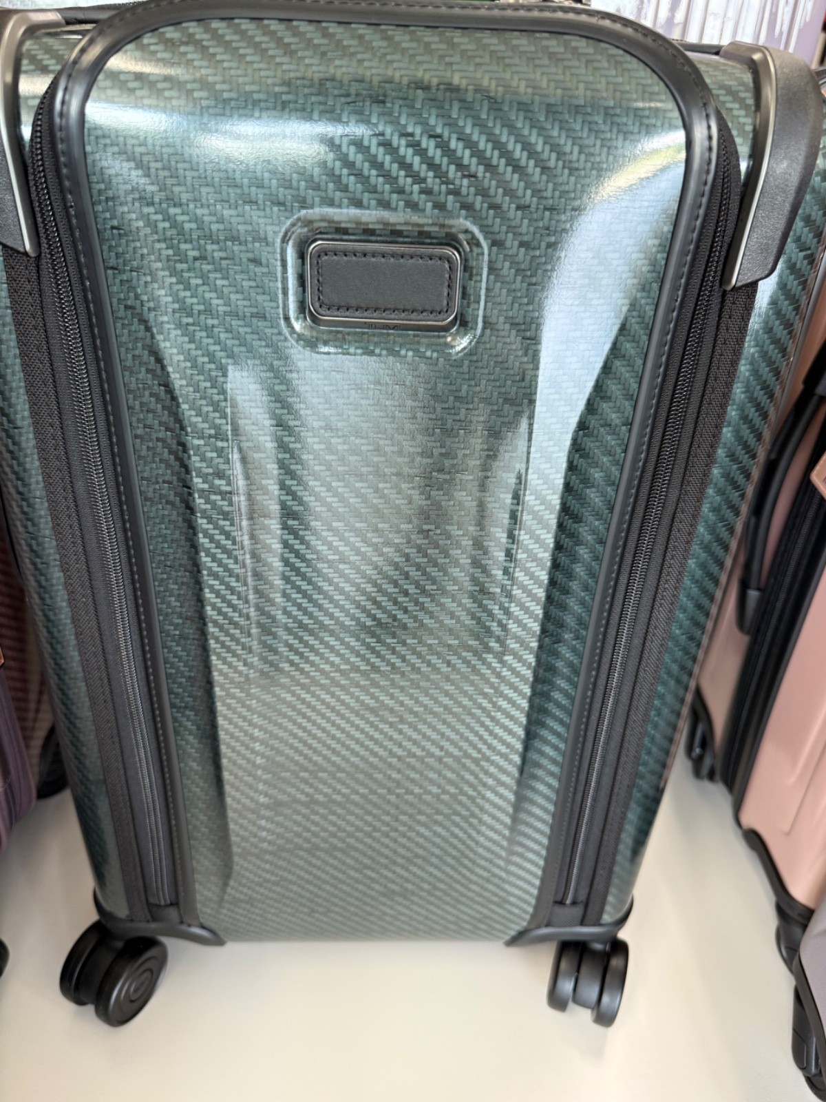 TUMI：キャリーケース　TEGRA LITE ／オリーブグリーン NEW Tumi TEGRA-LITE CONTINENTAL FRONT POCKET Packing Suit