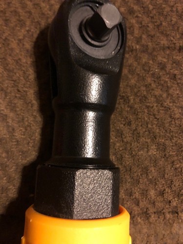 DEWALT DWMT70776L 3/8-Inch Square Drive Air Ratchet