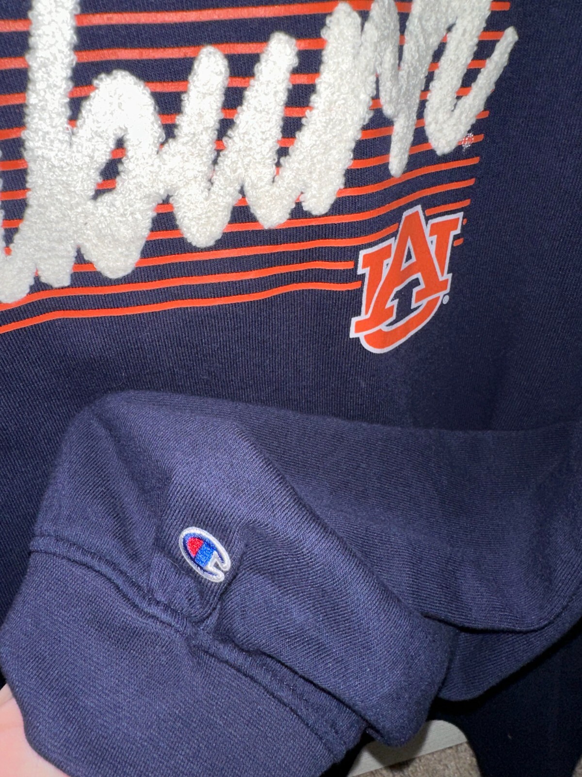 Auburn University Champion Sweater Size: 2XL / LIGHTLY used Great Condition!!