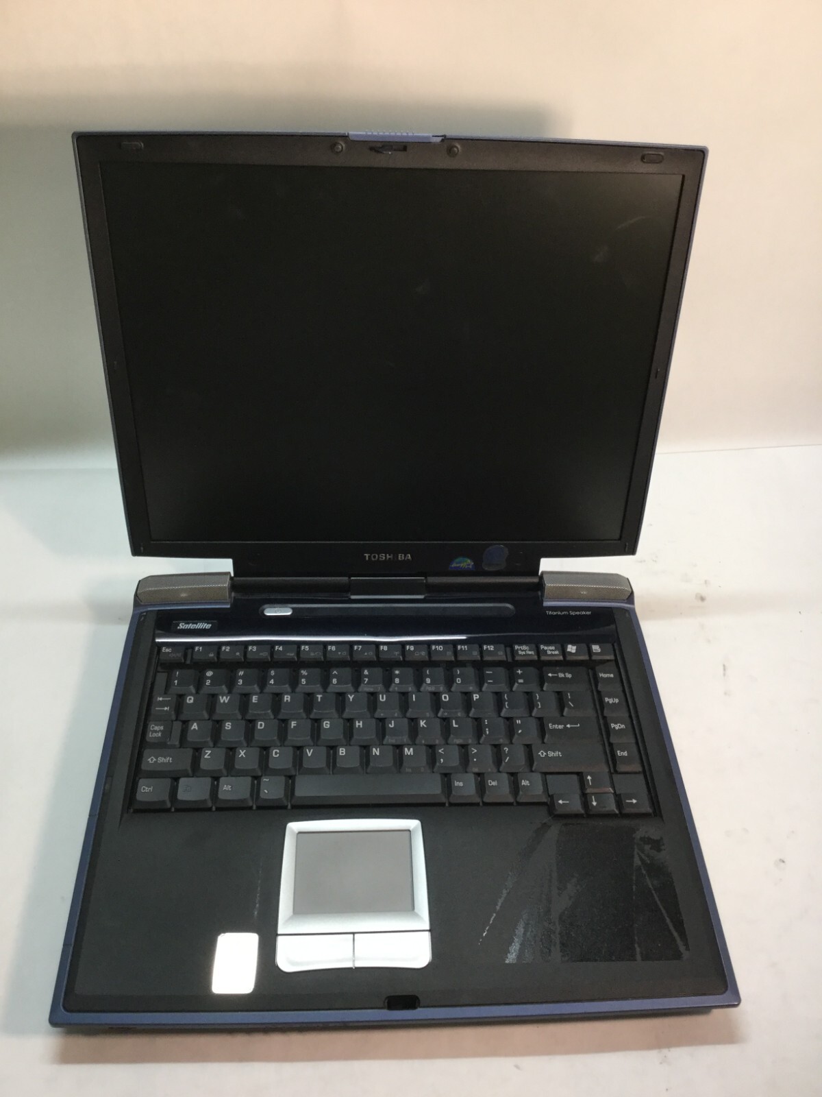 VINTAGE Toshiba Satellite A15-S127 14 VINTAGE Toshiba Satellite A15-S127 14
