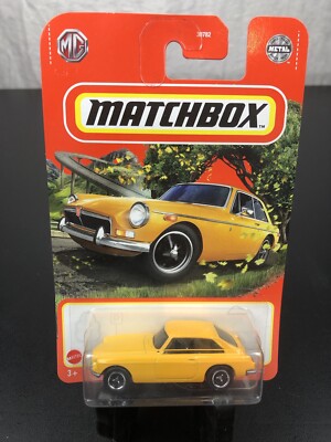 Matchbox 1971 MGB GT Coupe 73/100 Yellow 2022 NIP