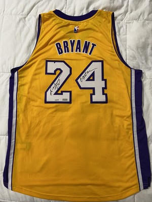 kobe signed jersey panini