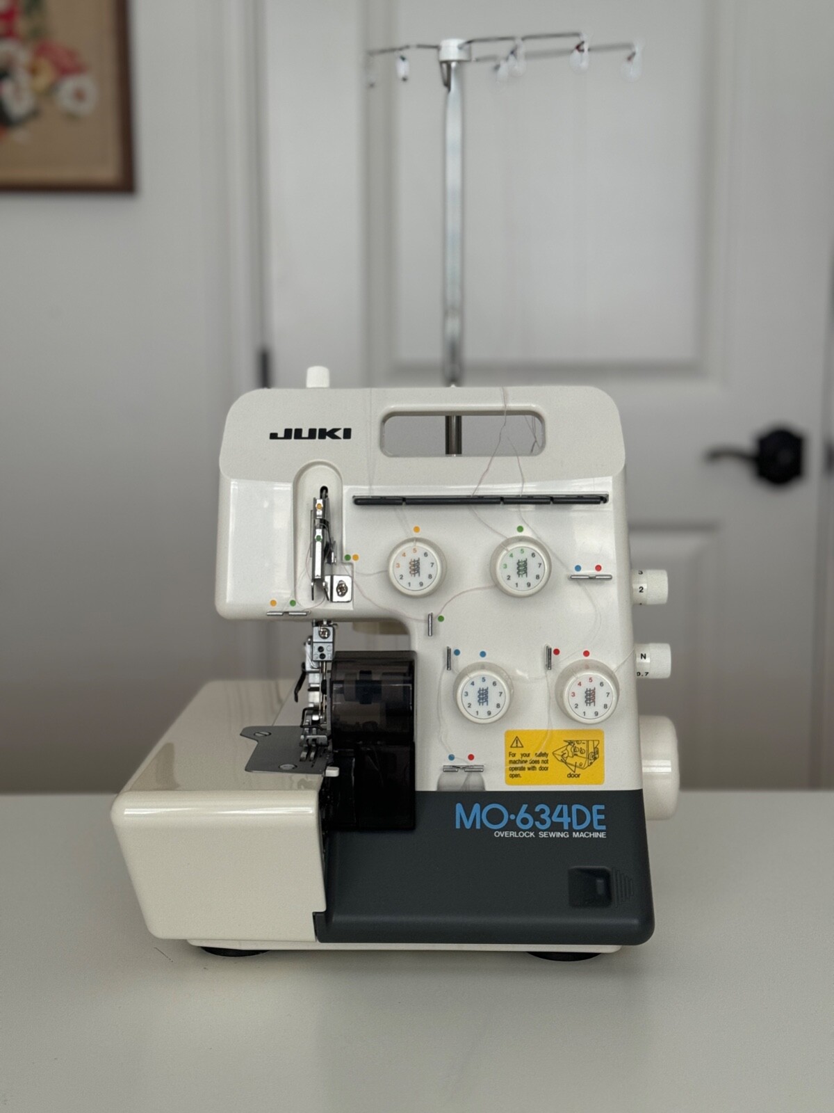 Juki MO-634DE Overlock Sewing Machine Serger